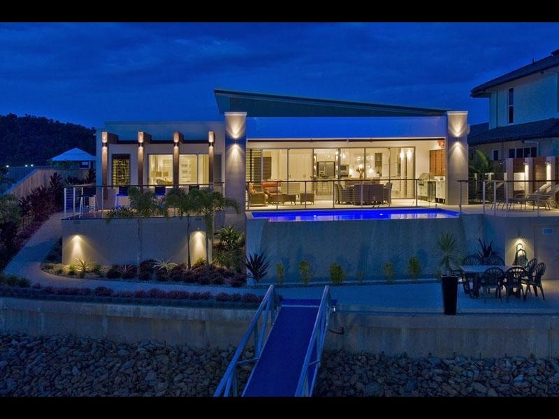 11 Ragamuffin Quay, Trinity Park QLD 4879