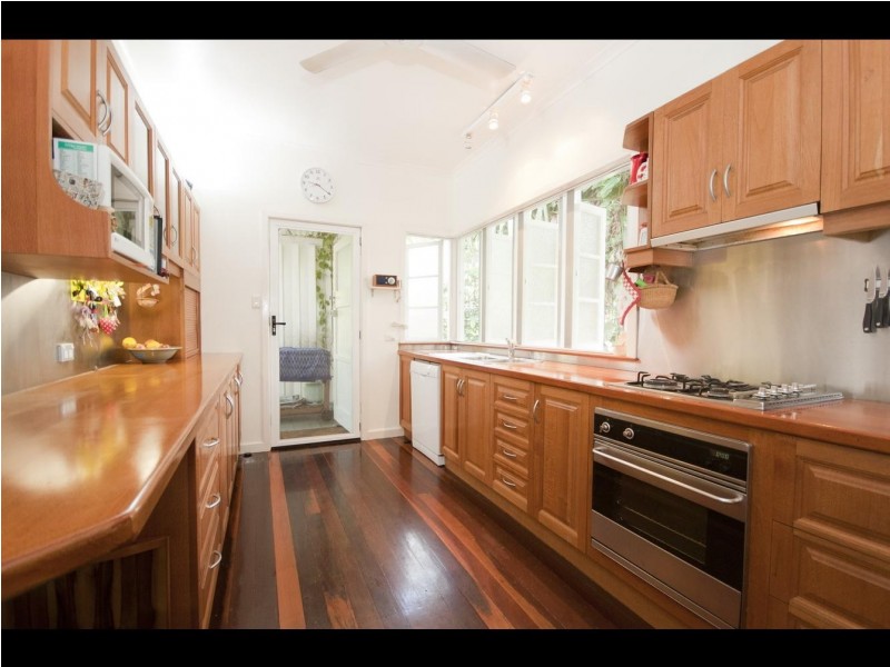 25 Hall Street, Edge Hill QLD 4870