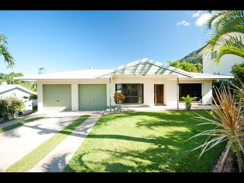 4 Harrison Close, Kanimbla QLD 4870