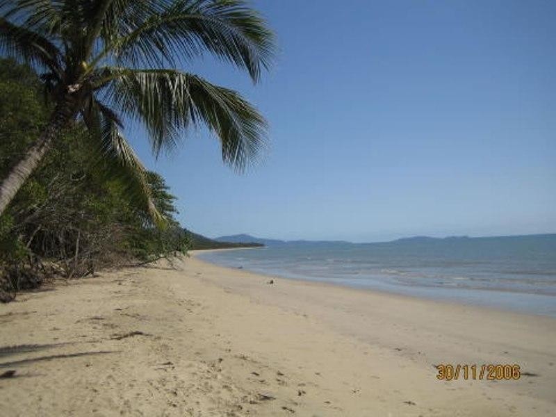 42 Marine Parade, Newell QLD 4873