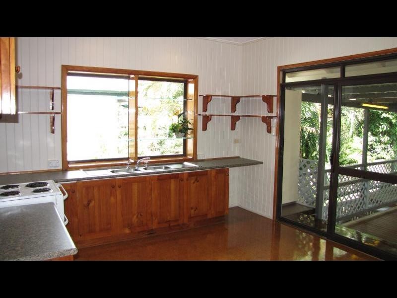 15 Shearer Avenue, Manunda QLD 4870