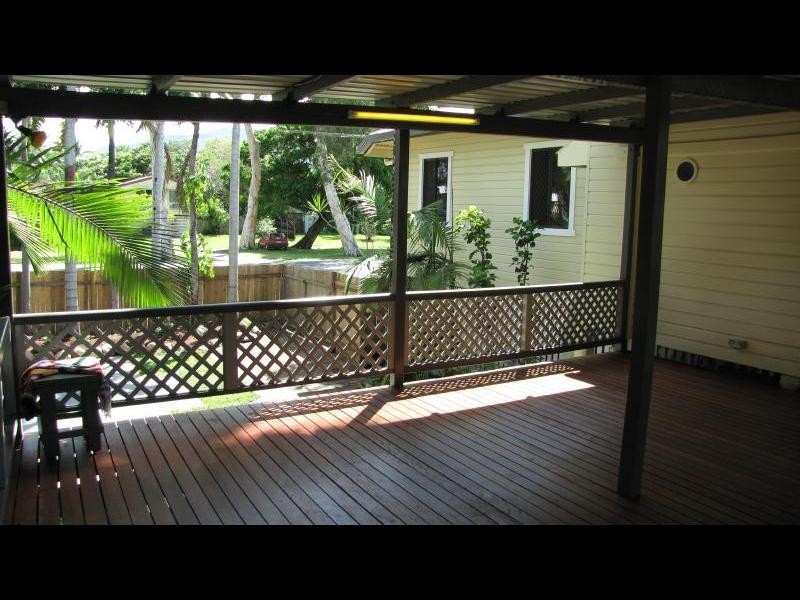 15 Shearer Avenue, Manunda QLD 4870