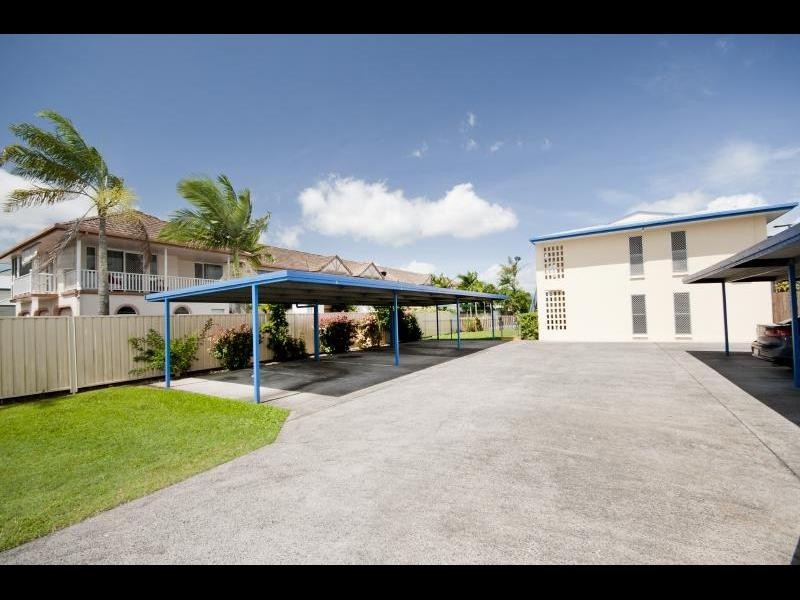 8/71 Little Pease Street, Manoora QLD 4870
