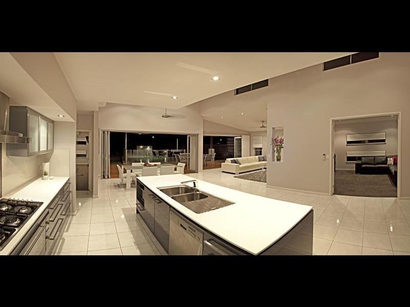 28 Fossilbrook Bend, Trinity Park QLD 4879