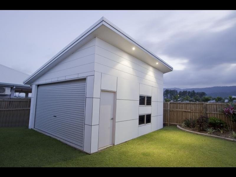 28 Fossilbrook Bend, Trinity Park QLD 4879