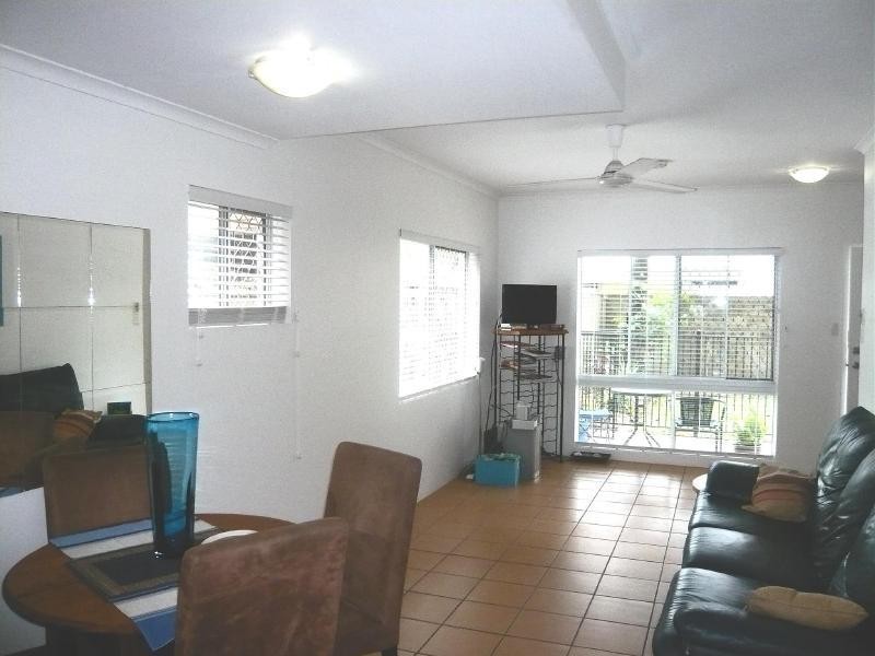 6/3 Boden Street, Yorkeys Knob QLD 4878