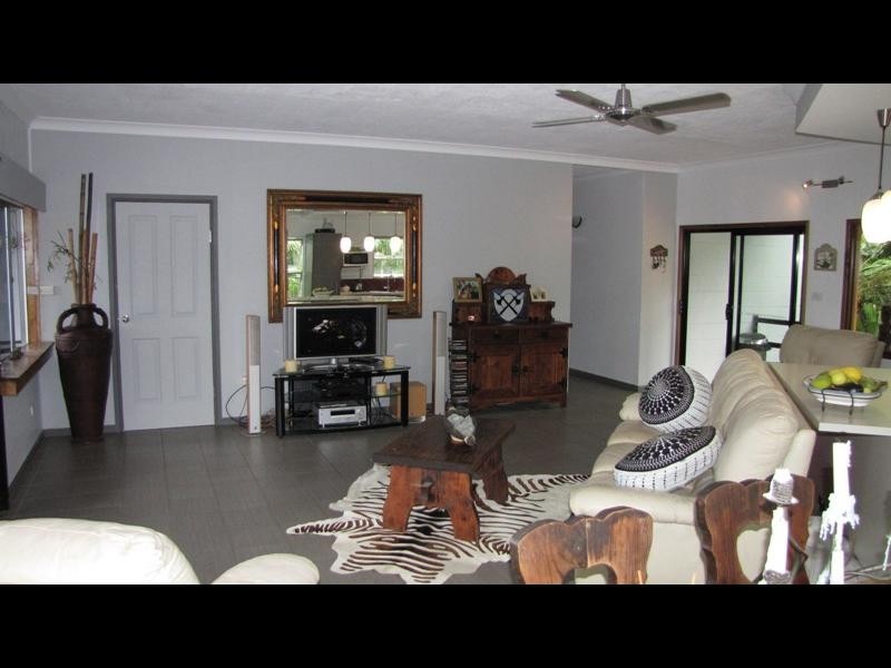 113 Greenslopes Street, Edge Hill QLD 4870
