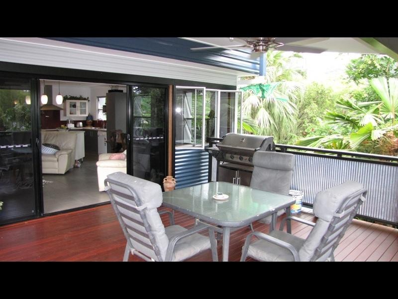 113 Greenslopes Street, Edge Hill QLD 4870
