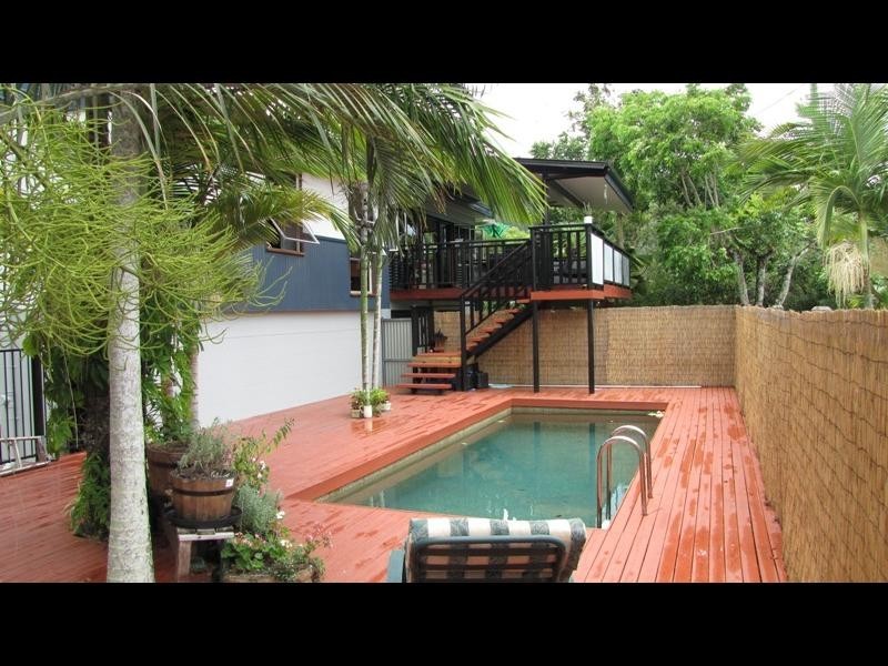 113 Greenslopes Street, Edge Hill QLD 4870