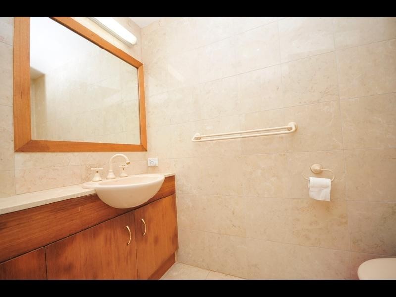 52/8 Munro Terrace, Mooroobool QLD 4870