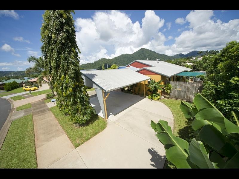 81 Michaelangelo Drive, Redlynch QLD 4870