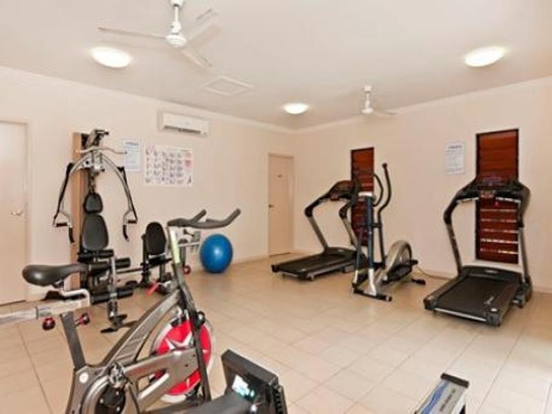 109/22-24 Ward Street, Mooroobool QLD 4870