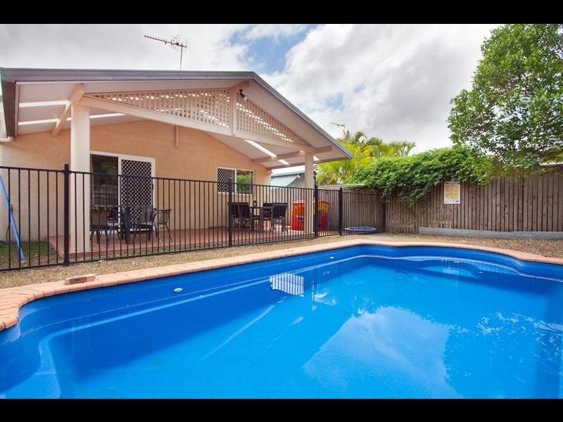 26 Dolphin Close, Kewarra Beach QLD 4879