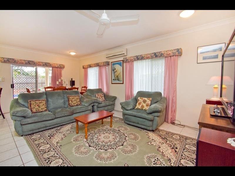 26 Dolphin Close, Kewarra Beach QLD 4879
