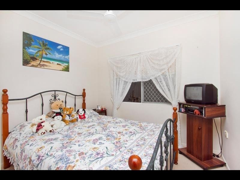 26 Dolphin Close, Kewarra Beach QLD 4879