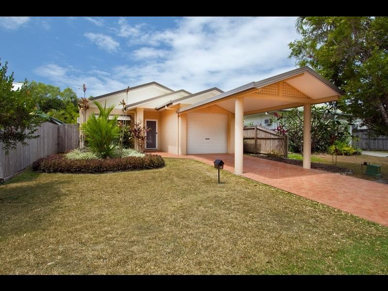 26 Dolphin Close, Kewarra Beach QLD 4879