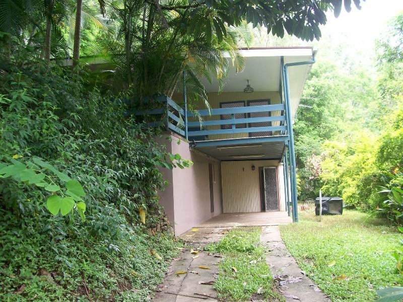 39 Brinsmead Terrace, Brinsmead QLD 4870