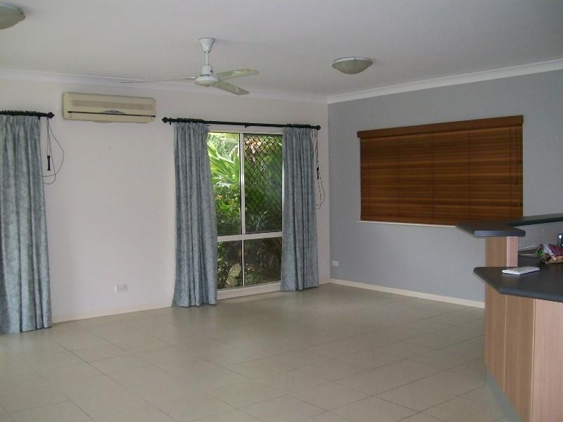 16 Everglade Rise, Park Ridge Estate, Cairns QLD 4870