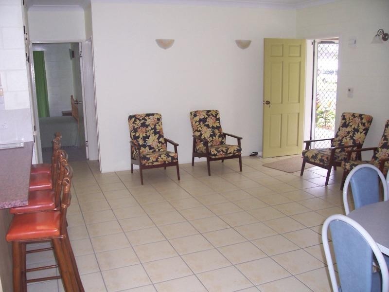 8 Sondrio Street, Woree QLD 4868