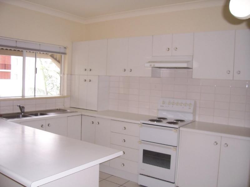 18/176 Spence Street, Cairns QLD 4870