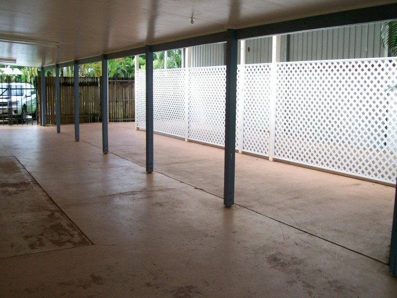 7 Sussex Street, Trinity Park QLD 4879