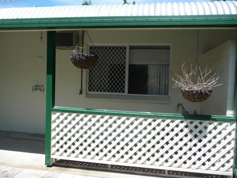 3/38 Old Smithfield Road, Freshwater QLD 4870