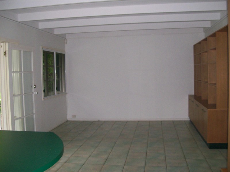 84-86 WALSH STREET, Edge Hill QLD 4870