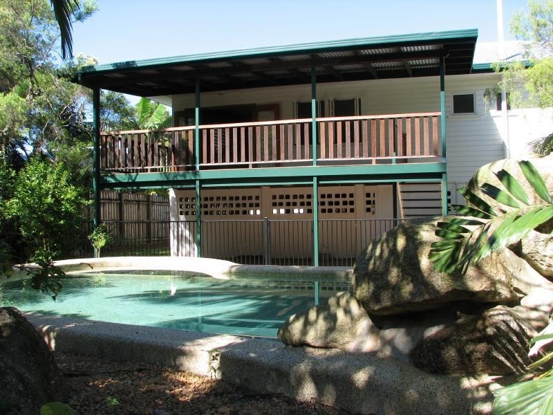 206 Woodward Street, Edge Hill QLD 4870