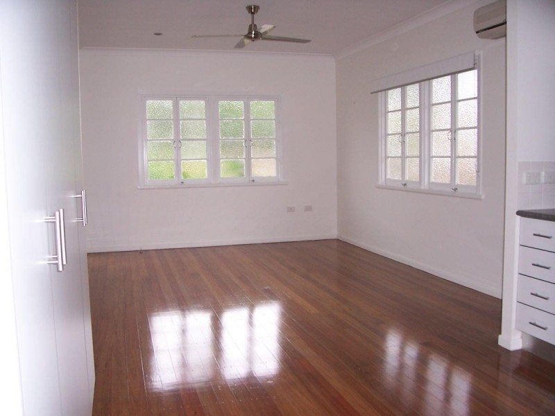 91A Woodward Street, Edge Hill QLD 4870