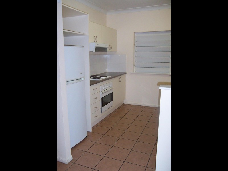 3/8 Clare Street, Parramatta Park QLD 4870