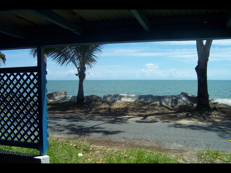 155 O’Shea Esplanade, Machans Beach QLD 4878