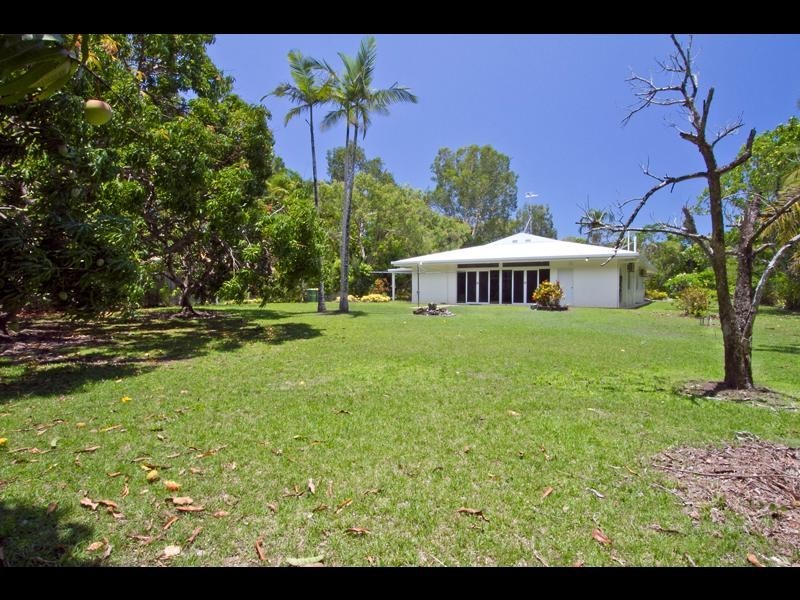 29 Kewarra Street, Kewarra Beach QLD 4879