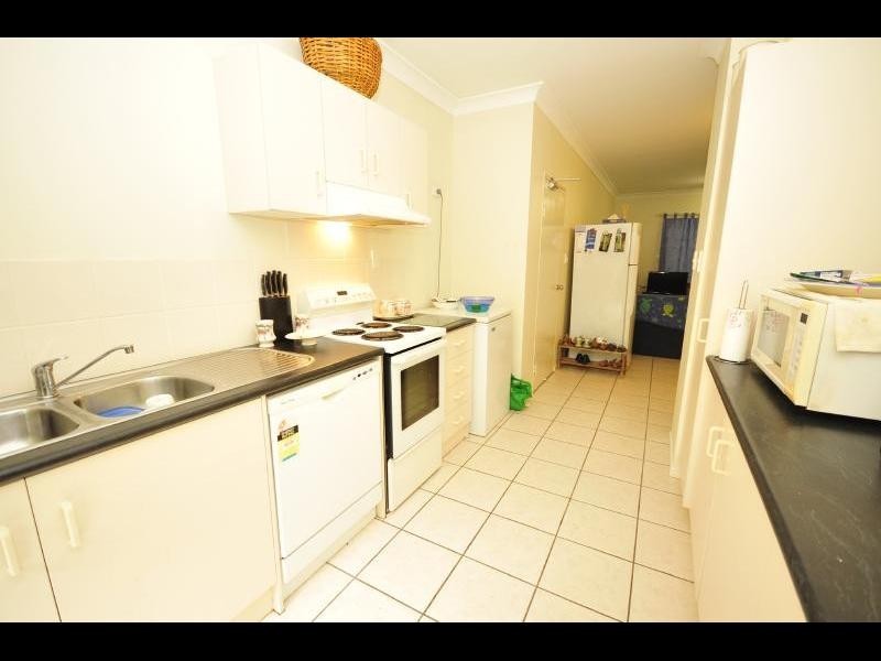 13/3 Stratford Parade, Stratford QLD 4870