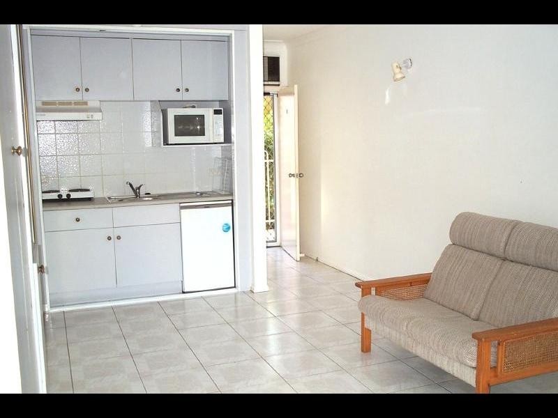 3/6 Springfield Crescent, Manoora QLD 4870