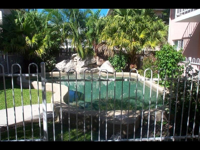 3/6 Springfield Crescent, Manoora QLD 4870