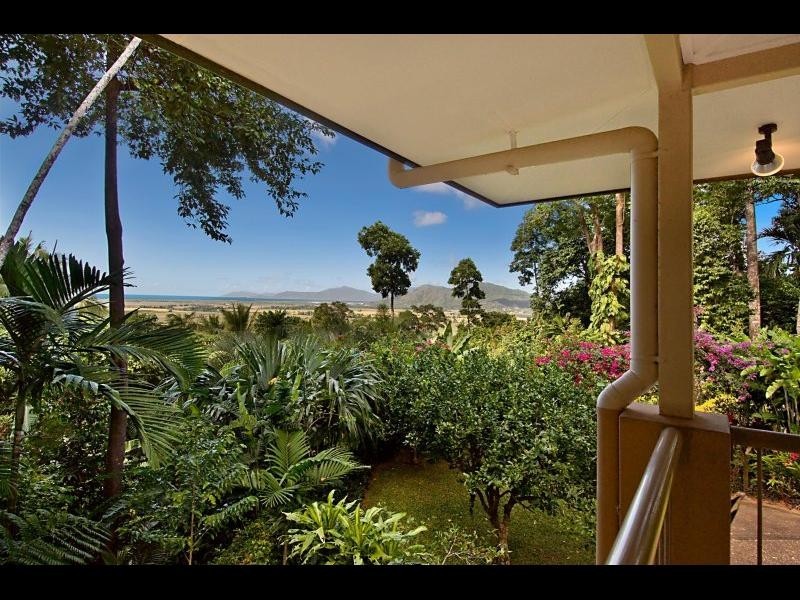 32 Figtree Drive, Caravonica QLD 4878