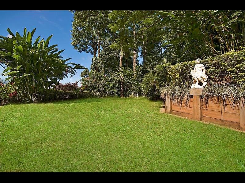 32 Figtree Drive, Caravonica QLD 4878