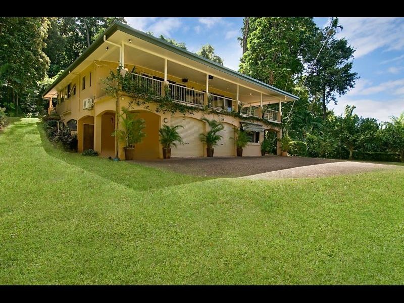32 Figtree Drive, Caravonica QLD 4878