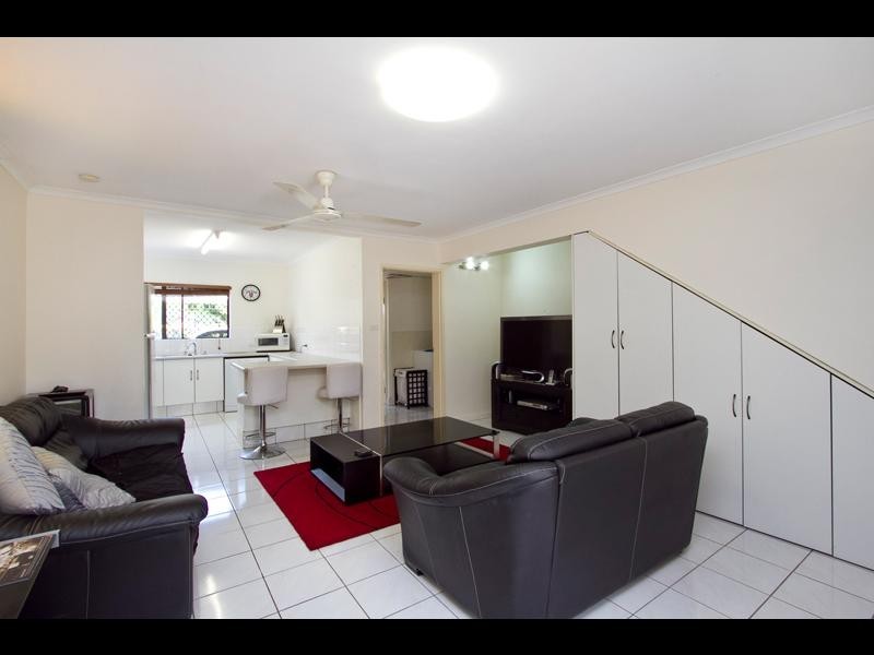 9/58 Mazlin Close, Edge Hill QLD 4870