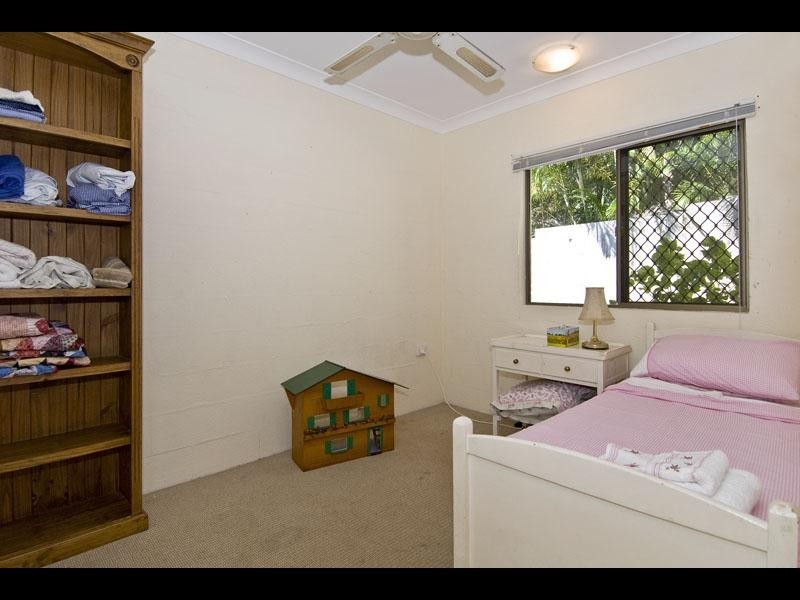 2/11 Vallely Street, Freshwater QLD 4870