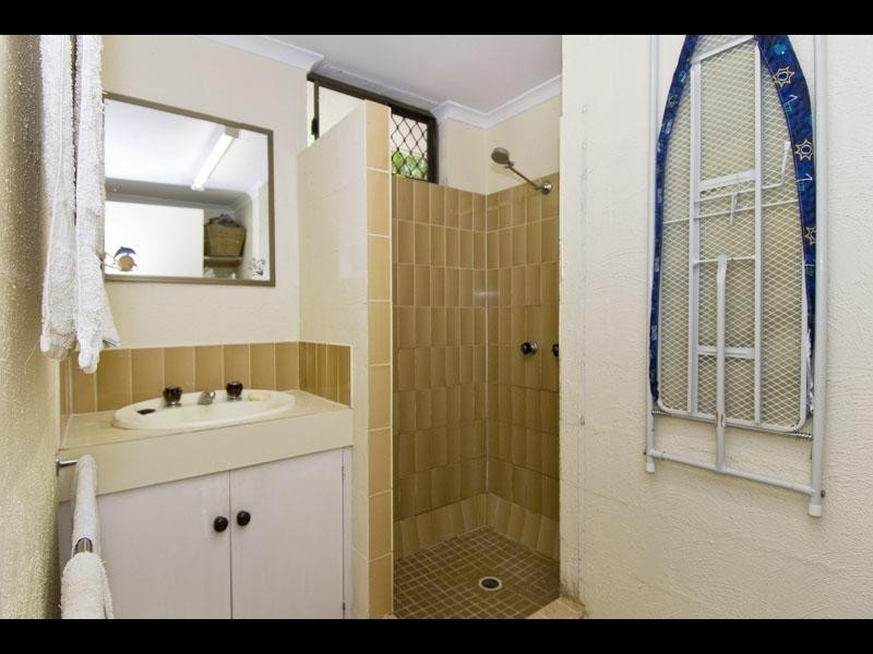 2/11 Vallely Street, Freshwater QLD 4870