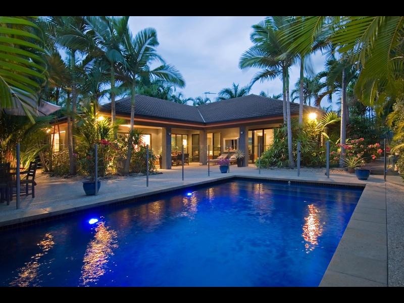 3 Turtle Close, Clifton Beach QLD 4879