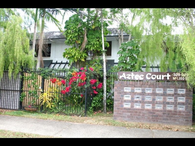 1/323-329 McLeod Street, Cairns North QLD 4870