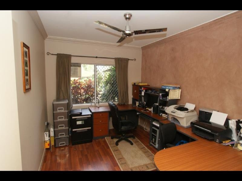 6 Kimberley Street, Trinity Park QLD 4879