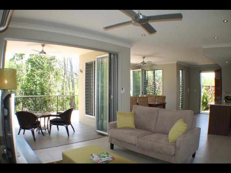 3/110 Harbour Drive, Trinity Park QLD 4879