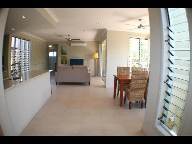 3/110 Harbour Drive, Trinity Park QLD 4879