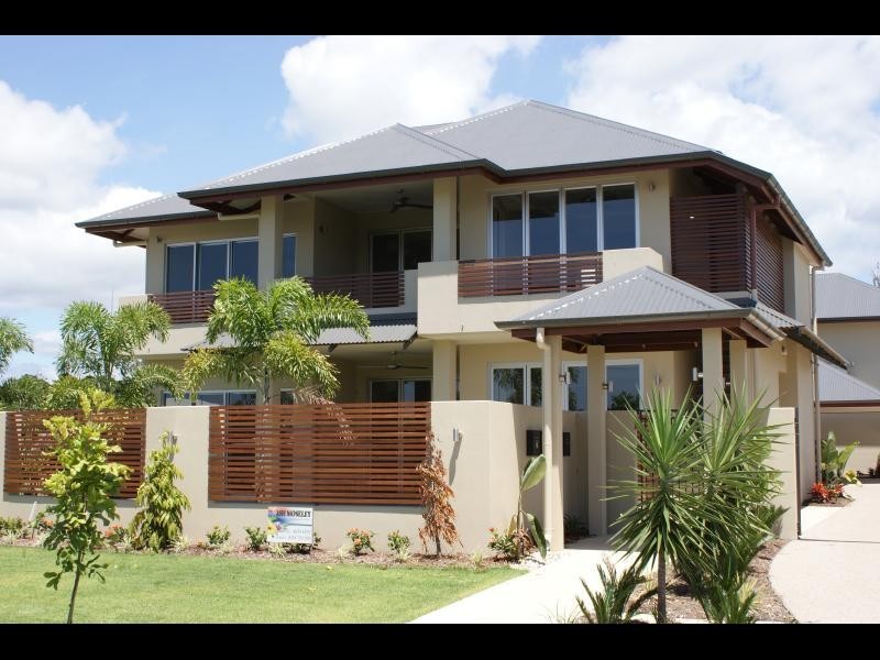 3/110 Harbour Drive, Trinity Park QLD 4879