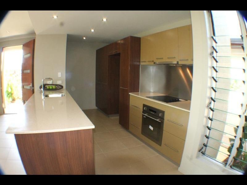 3/110 Harbour Drive, Trinity Park QLD 4879