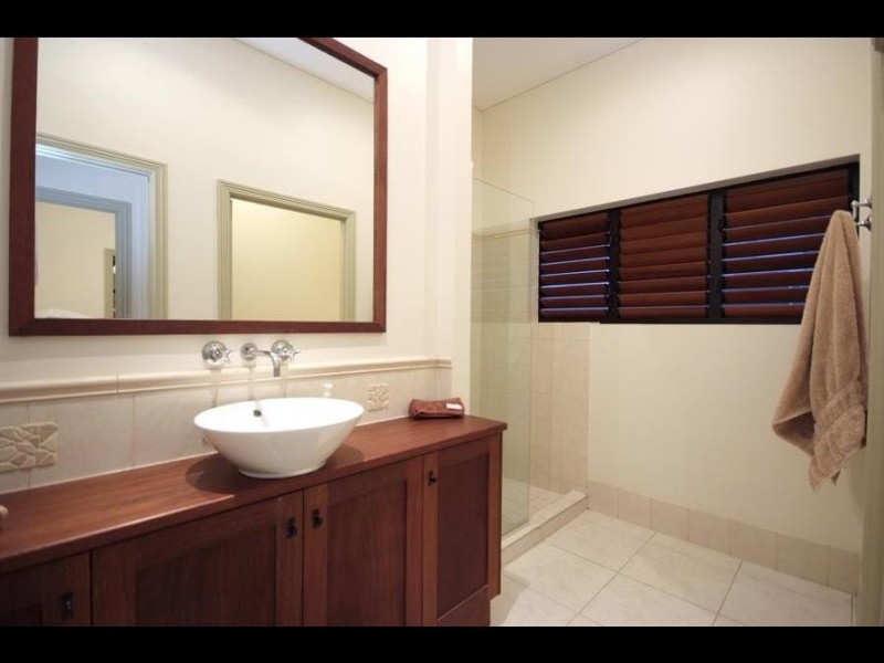 114 Hillview Crescent, Whitfield QLD 4870