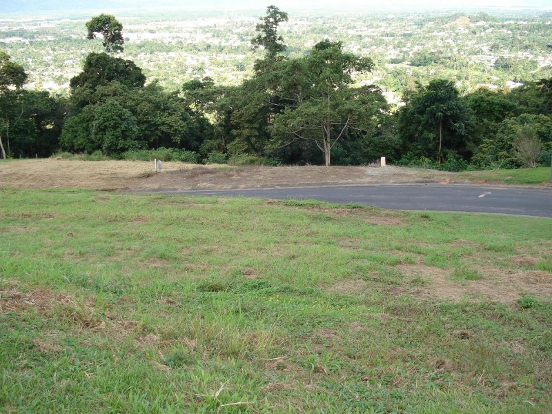 15 Coreega Close, Mooroobool QLD 4870